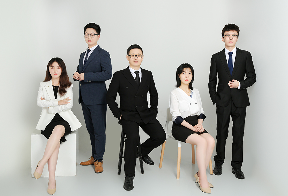 技術(shù)團(tuán)隊(duì) 技術(shù)團(tuán)隊(duì)